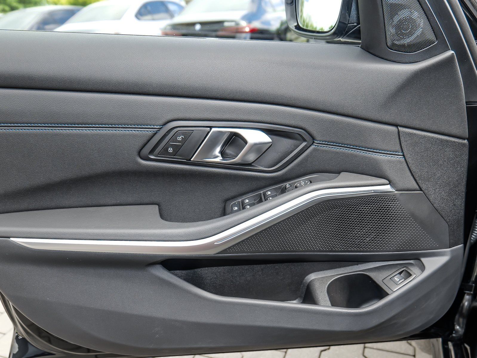 BMW 330 - Bild 18