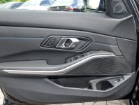 BMW 330 - Vorschau Bild 18