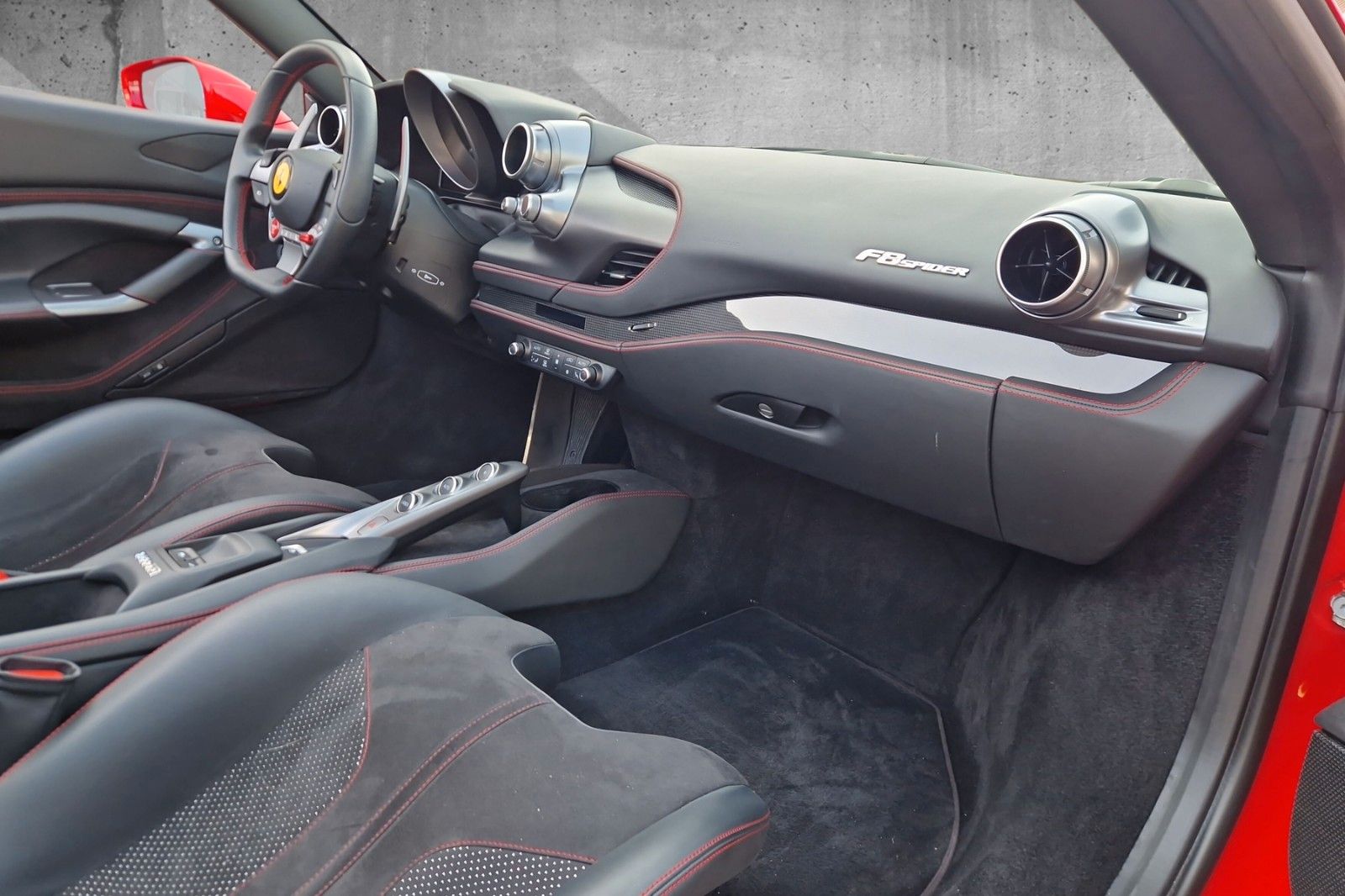 Fahrzeugabbildung Ferrari F8 Spider*1. Hd*dt.Auto*Racing-Sitze*Pista Felge