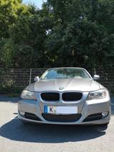 BMW 318i - 2009 Facelift