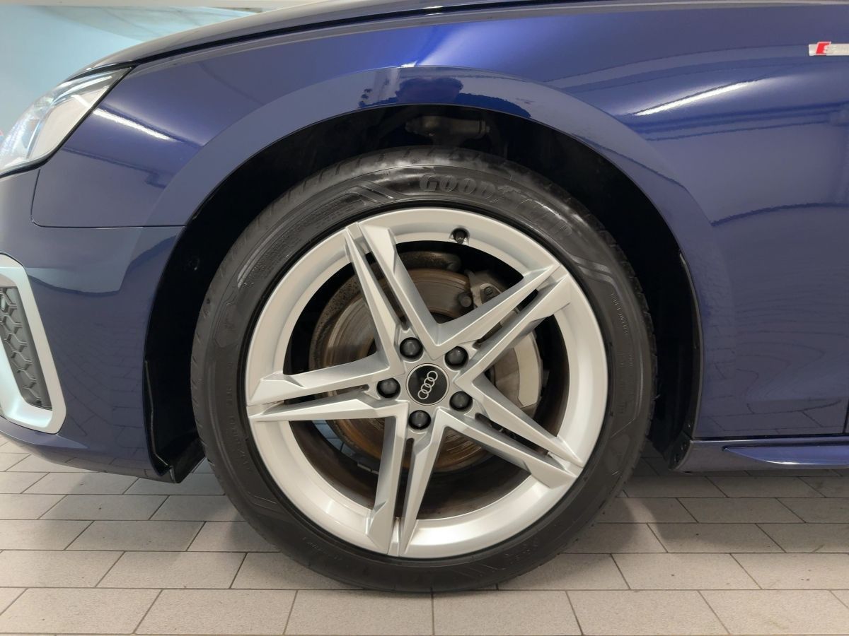 Audi A4 - Bild 15