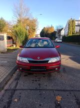Renault Laguna Dynamique 1.8 16V - Renault Laguna Dynamique mit Benzin-Antrieb