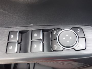 Bild 21 Ford Kuga ST Line NAVI,SHZ v u. h, beheiz. Lenkrad