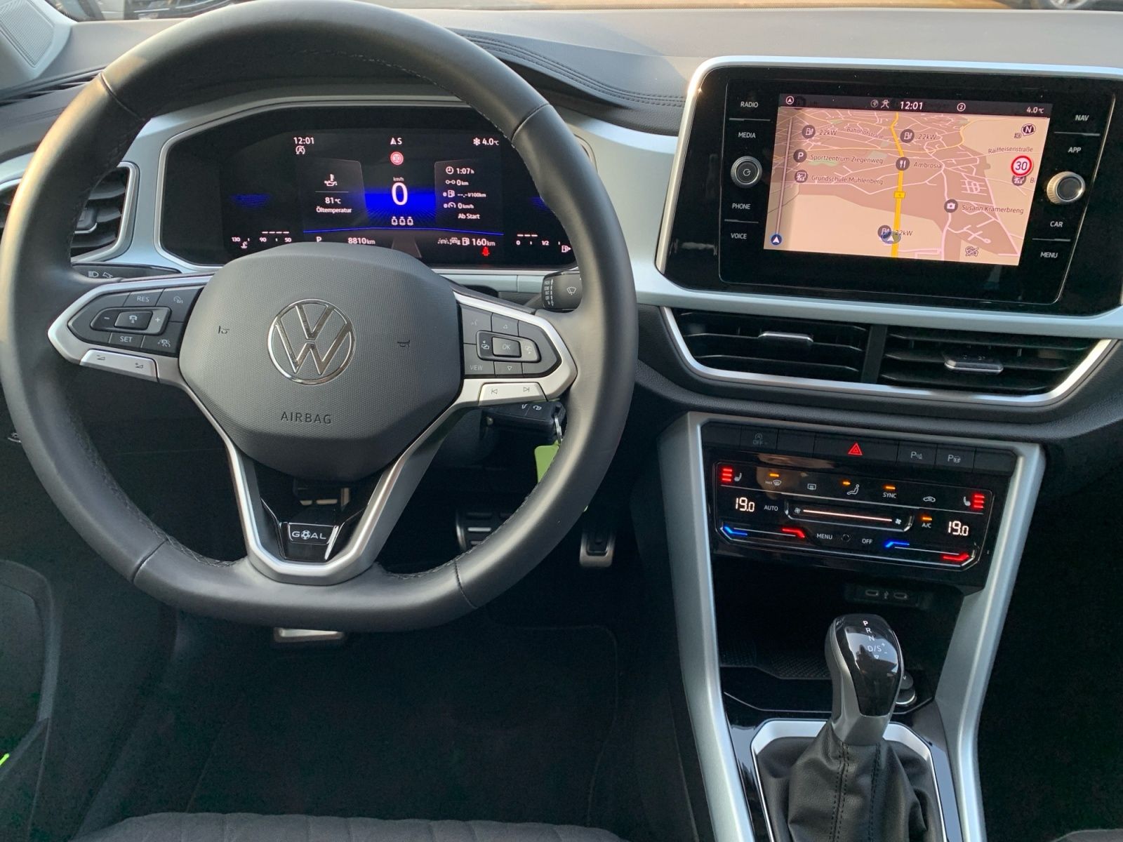 Volkswagen T-Roc - Bild 11