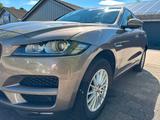 Jaguar F-Pace Digitales Display, Automatik,Leder - gebrauchte Jaguar F-Pace aus dem Jahr 2017