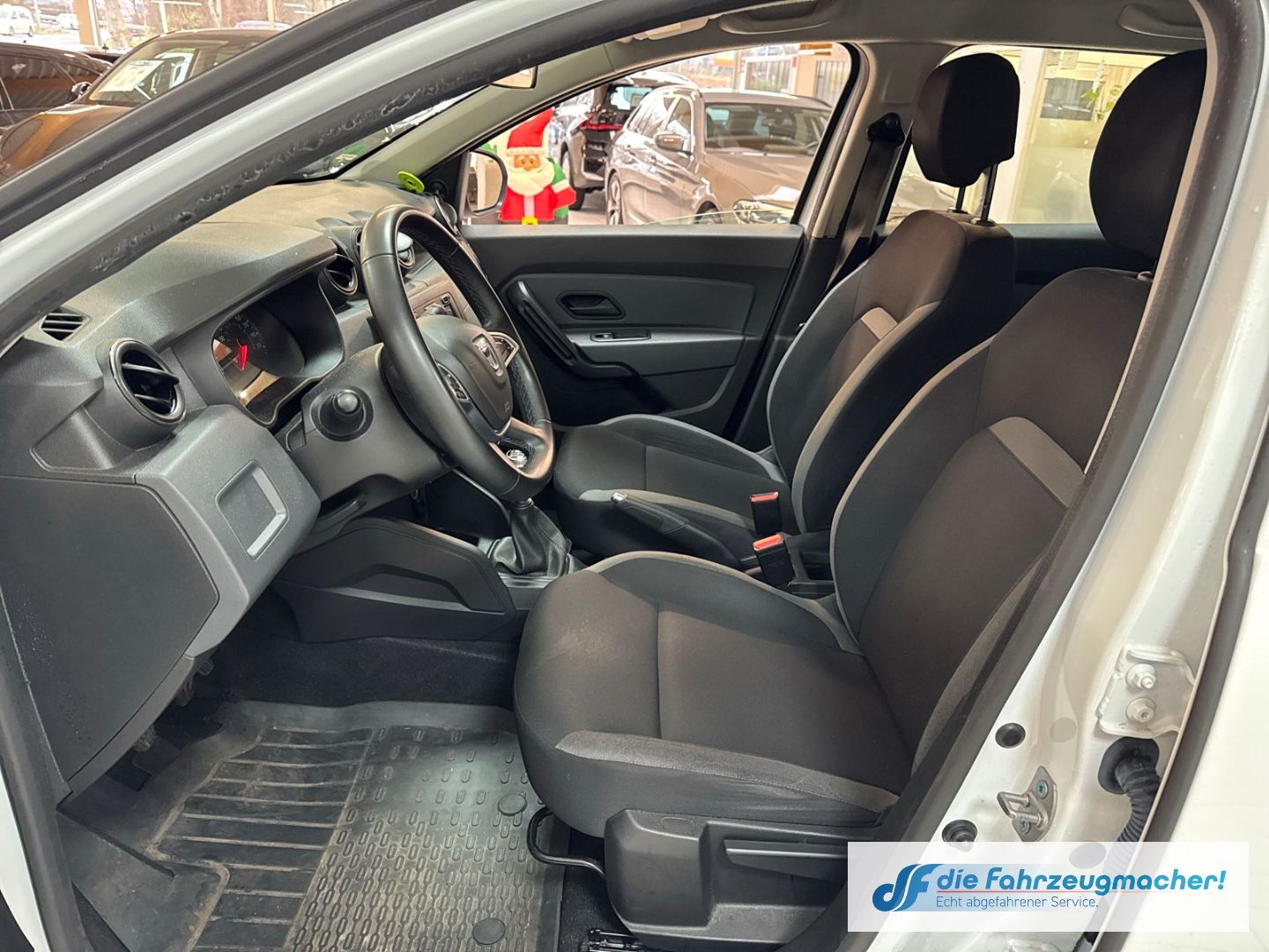 Fahrzeugabbildung Dacia Duster II Deal DAB PDC Berganfahrass. Speedlimit