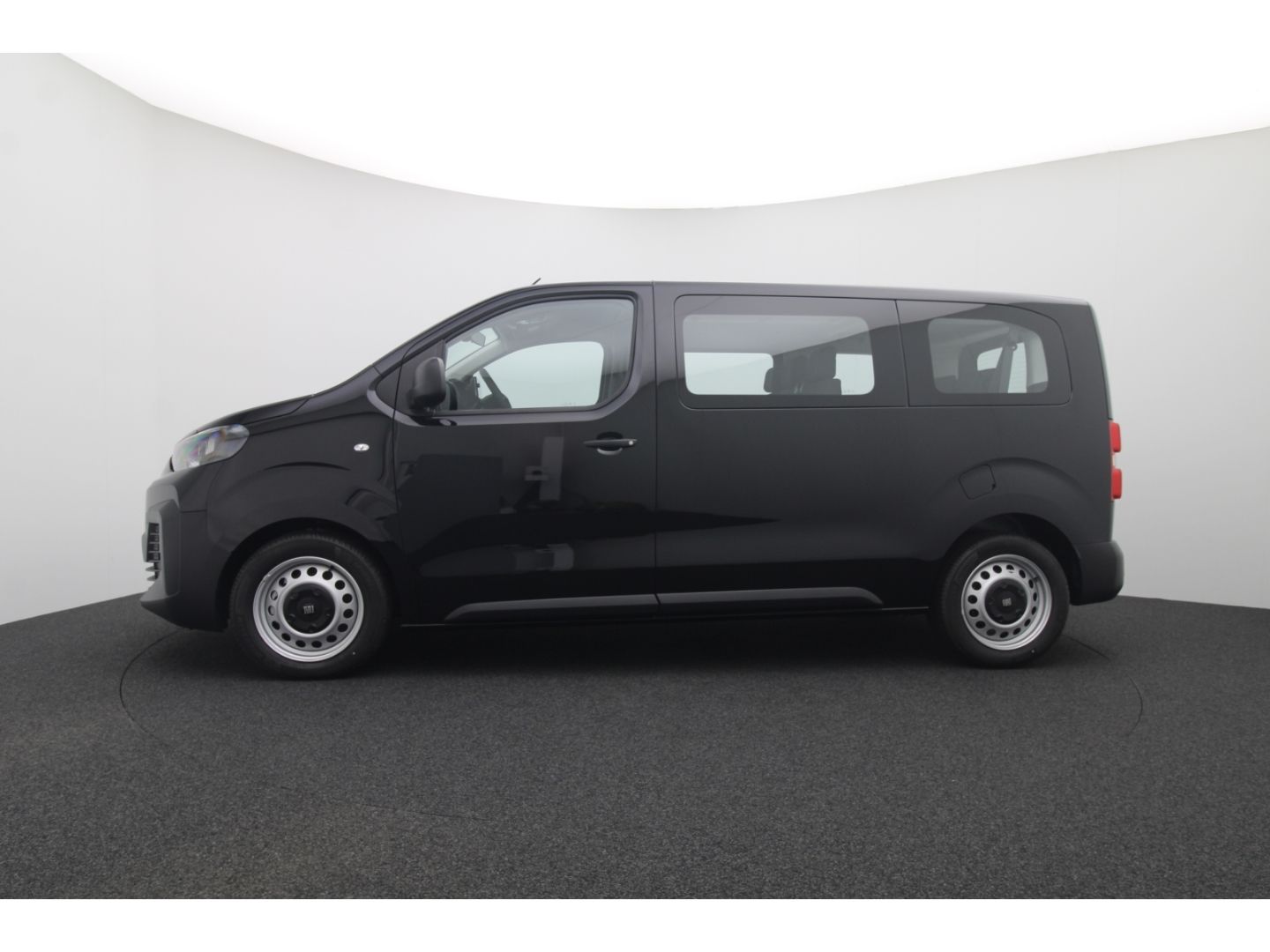 Fahrzeugabbildung Fiat Ulysse series 4 Scudo Kombi L2 Diesel 180PS Auto