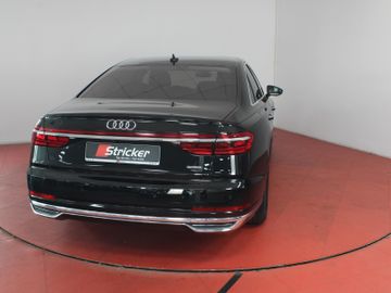 Audi A8 - 2
