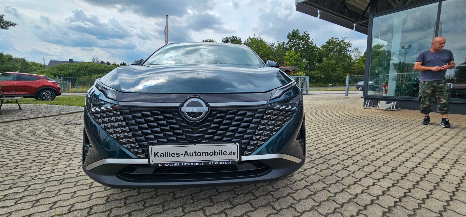 Fahrzeugabbildung Nissan Qashqai 1.3 DIG-T MHEV Xtronic N-Connecta MY2024