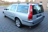 Volvo V70 Kombi 2.4 (TEILLEDERSITZE,SITZHEIZUNG) - gebrauchte Volvo V70 aus dem Jahr 2003