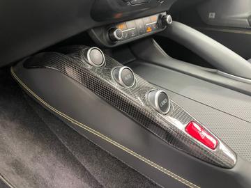 صورة مصغرة 28 لـ 2017 Ferrari GTC4LUSSO
