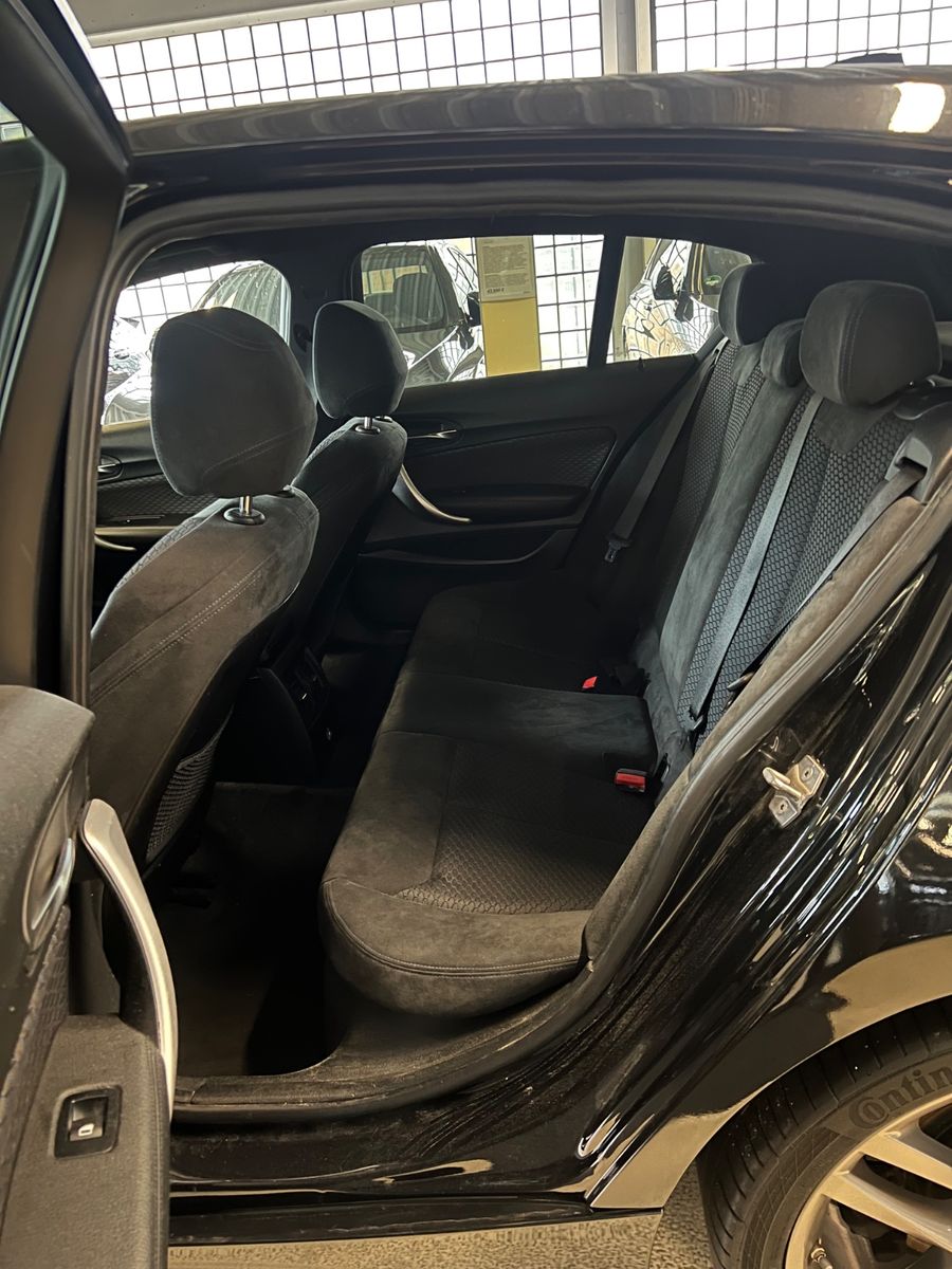 Fahrzeugabbildung BMW 120 i M Sport Paket *NAVI *SITZHEIZUNG