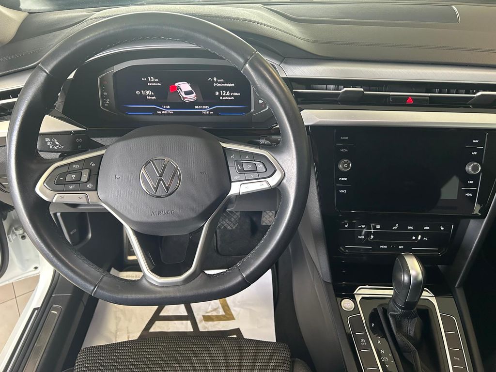 Volkswagen Arteon Lim DSG NAVI*ViCo*ACC*4xSHZ*MFL*PDC*LED*