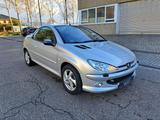 Peugeot 206 CC Tendance110 Automatik Tendance - Peugeot 206: Tendance