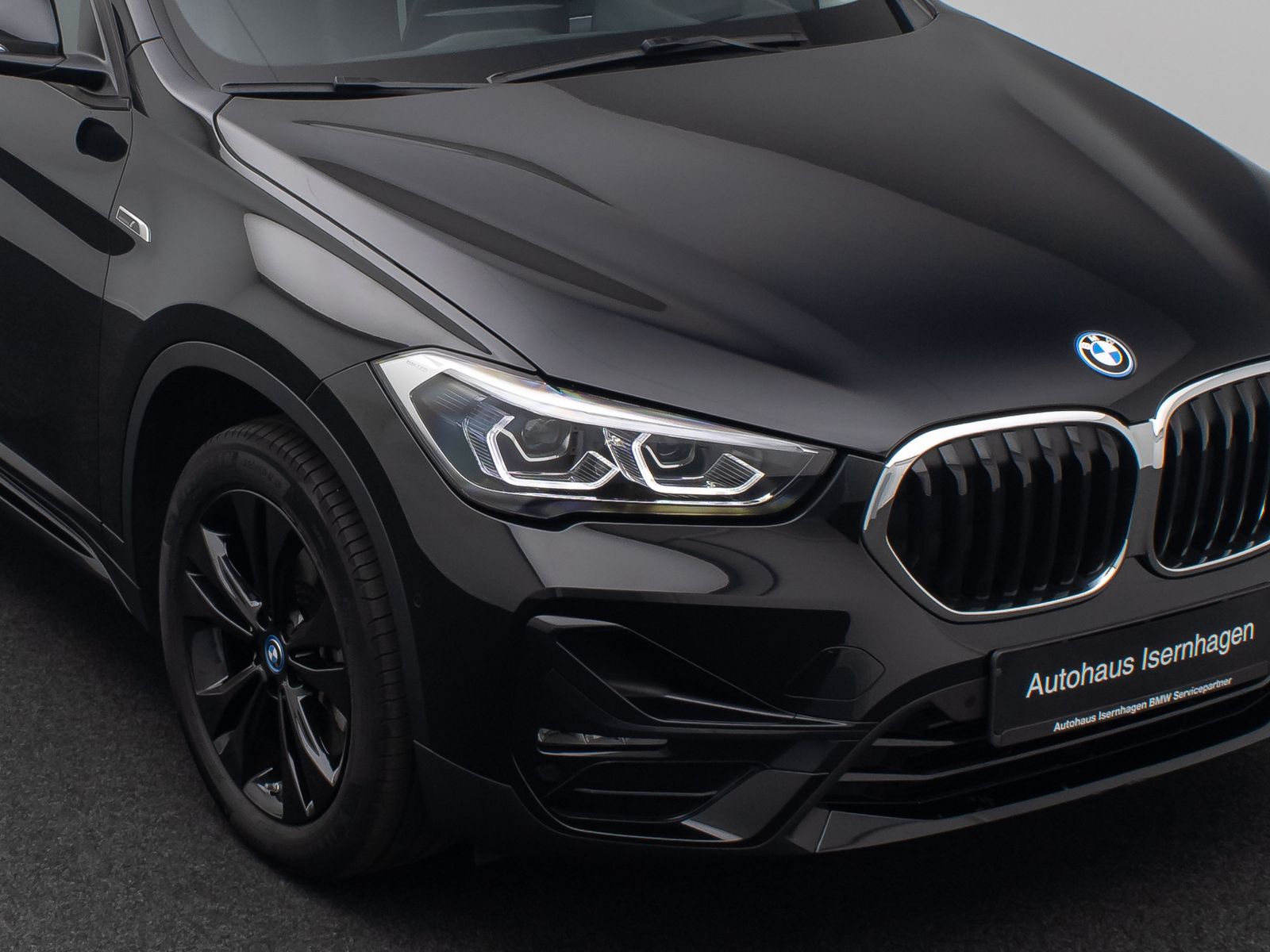 Fahrzeugabbildung BMW X1 xD25e Sport Line HUD DAB Kamera Alarm 18Zoll
