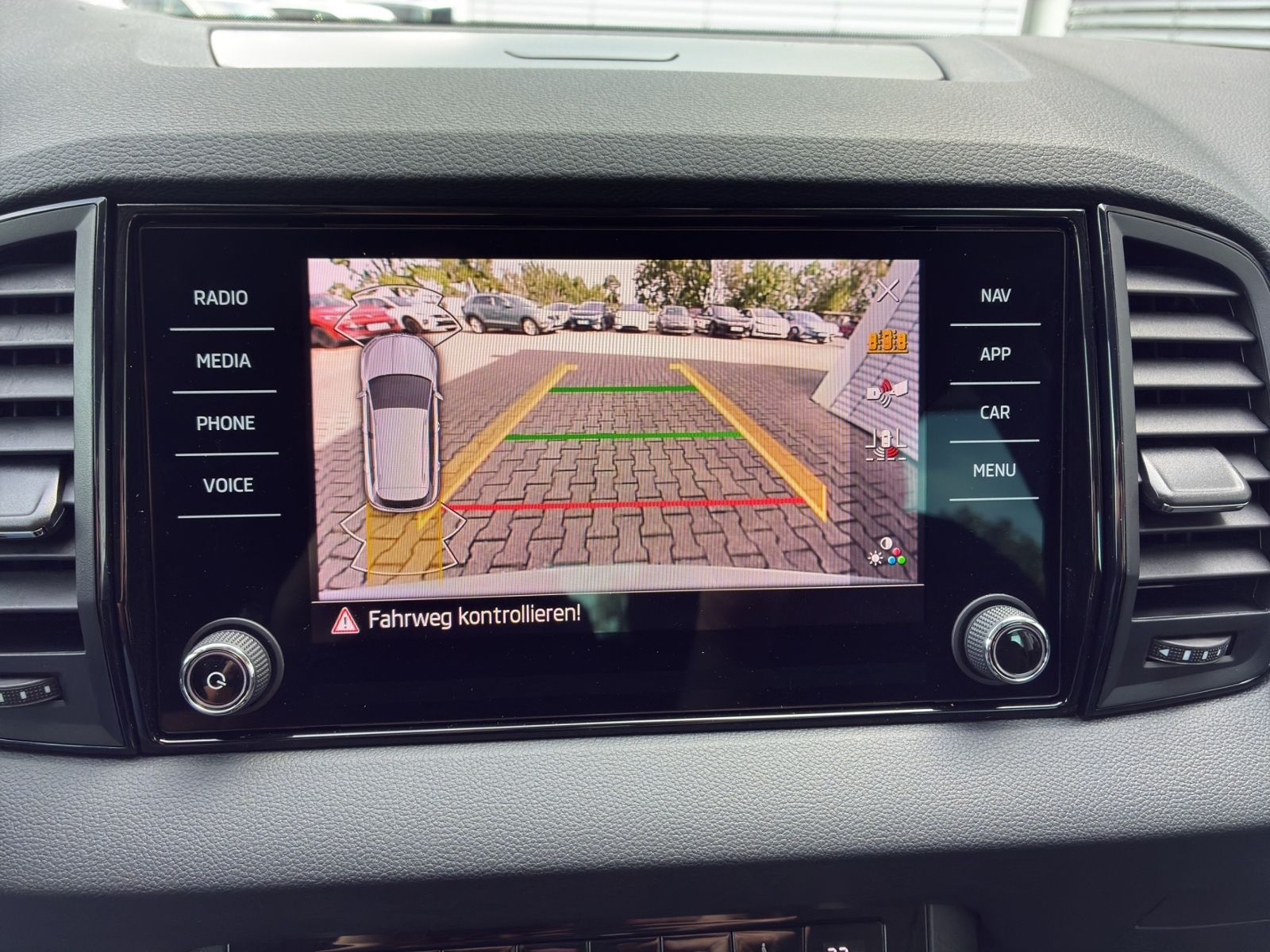 Karoq 1.5 TSI DSG Selection *LED*NAVI*KAMERA*