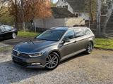 Volkswagen Passat Highline |1.HD*VIRTUAL*LEDER*NAVI*LED*AHK - VW Passat Gebrauchtwagen in Hamm
