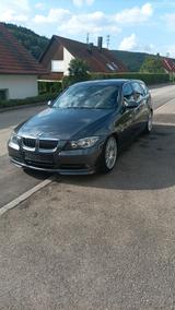 BMW E91 330i - BMW 330 mit Benzin-Antrieb: Kombi, 330i E91