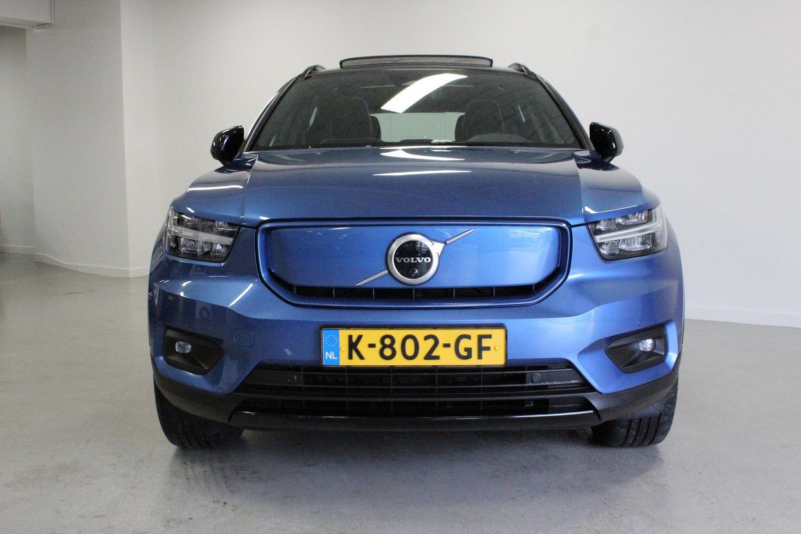 Volvo XC40 Recharge P8 AWD R-Design | 408PK | CAMERA | imagem 3