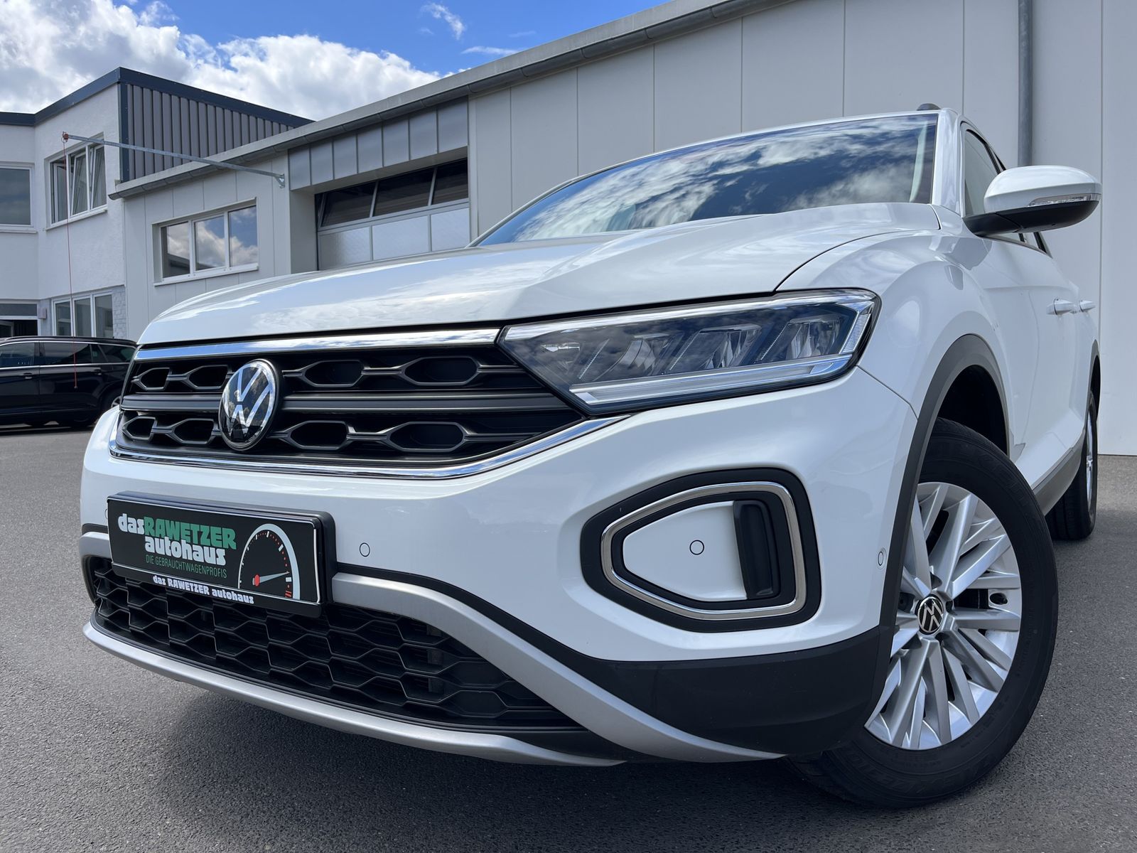 Volkswagen T-Roc - 1
