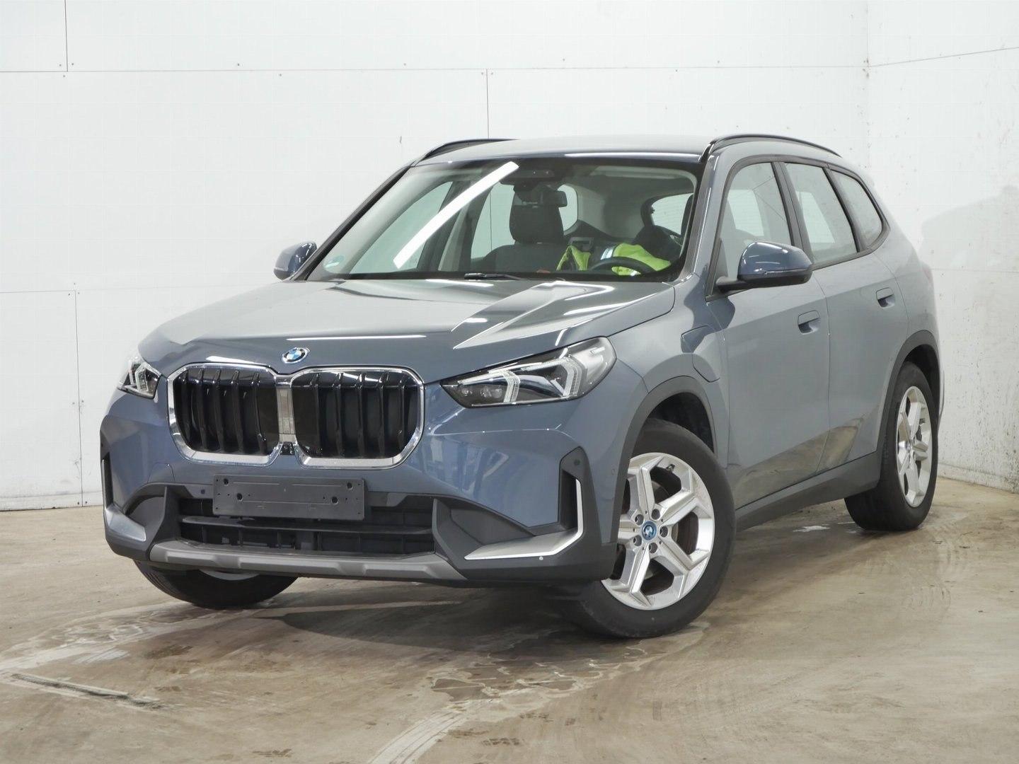 BMW X1 xDrive25e ACC HUD AHK 360° ab 0,49% eff. Zins