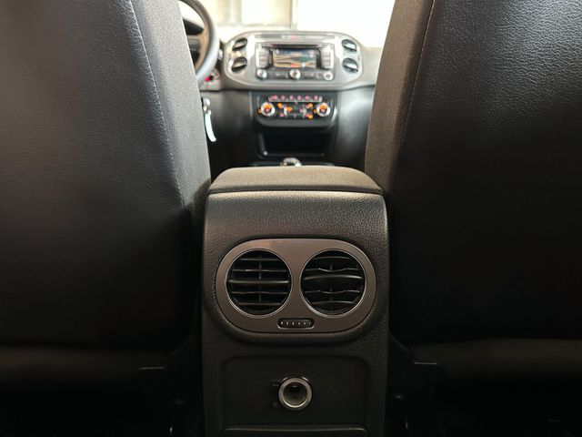 Volkswagen Tiguan *NAV*TEMPO*2-ZONEN*SitzHZ*PCD*TÜV 527*