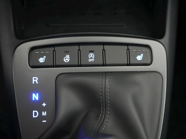 i10 FACELIFT TREND AT+NAVI+RÜCKFAHRKAMERA+SITZ-/
