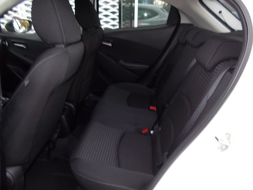 Fahrzeugabbildung Mazda 2 Center-Line G-75 KLIMA BLUETOOTH TEMPOMAT USB