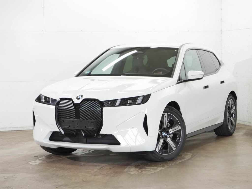 Image of BMW iX