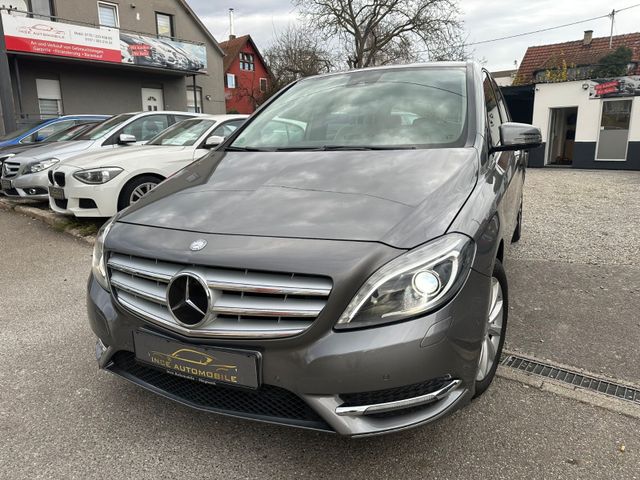 Mercedes-Benz B -Klasse B 200*2 Hand*Bi-Xenon*PDC*AHK