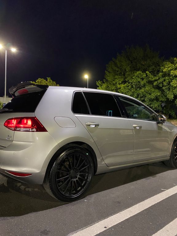 Image of Volkswagen Golf
