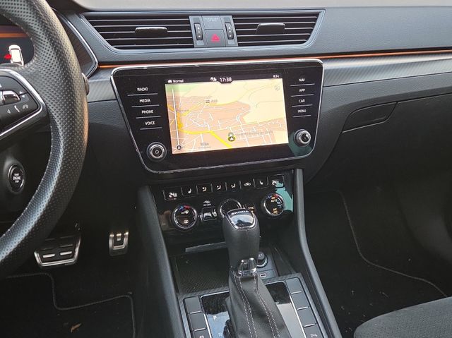 Superb Combi SPORTLINE 2.0 TSI DSG RFK AHK