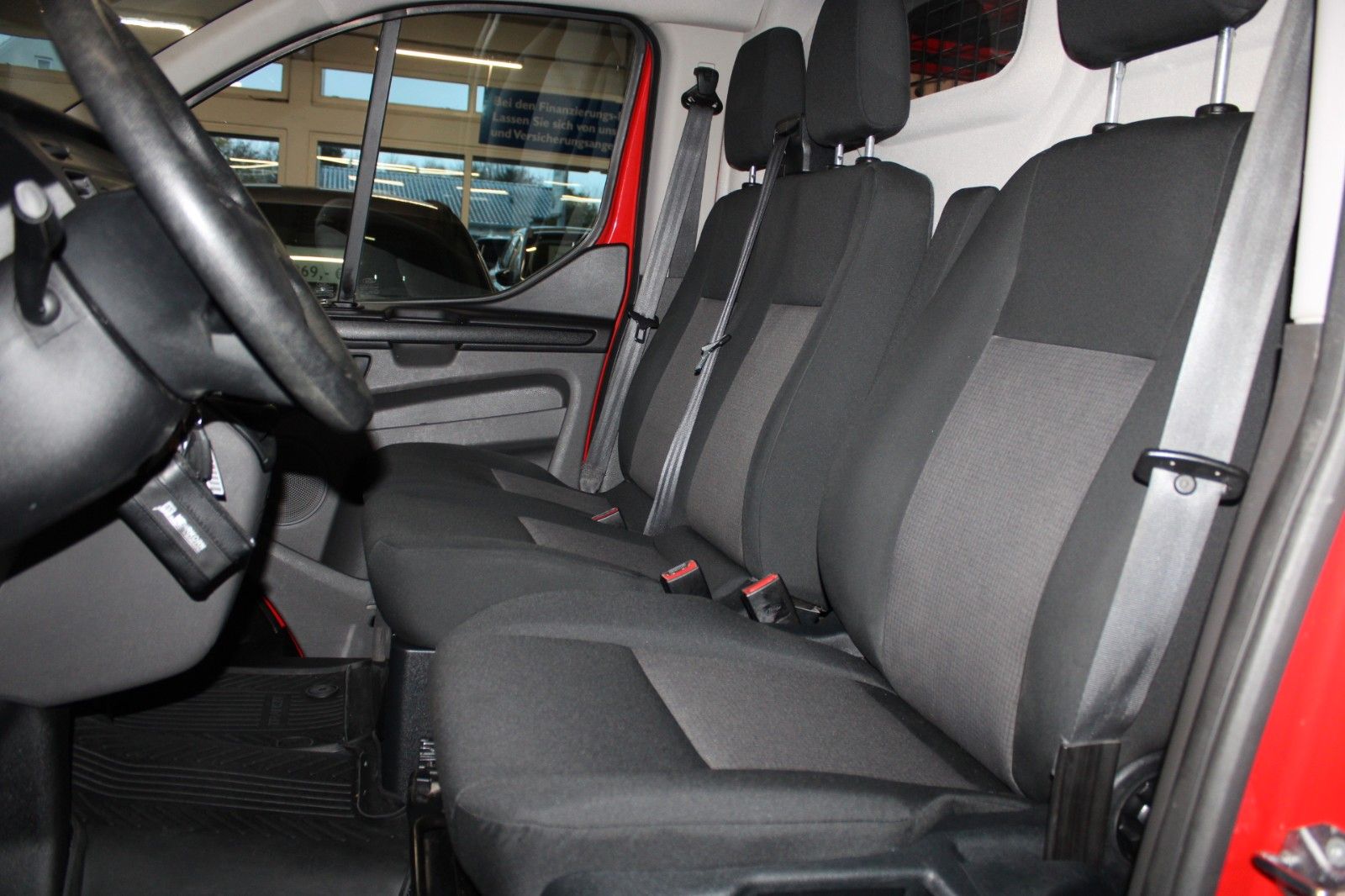 Fahrzeugabbildung Ford Transit Custom L1 Kasten AHK KLIMA 1.Hand