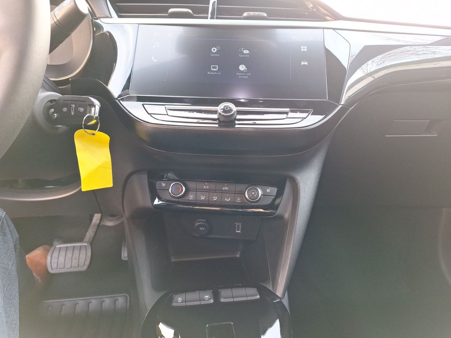 Opel Corsa - Bild 11