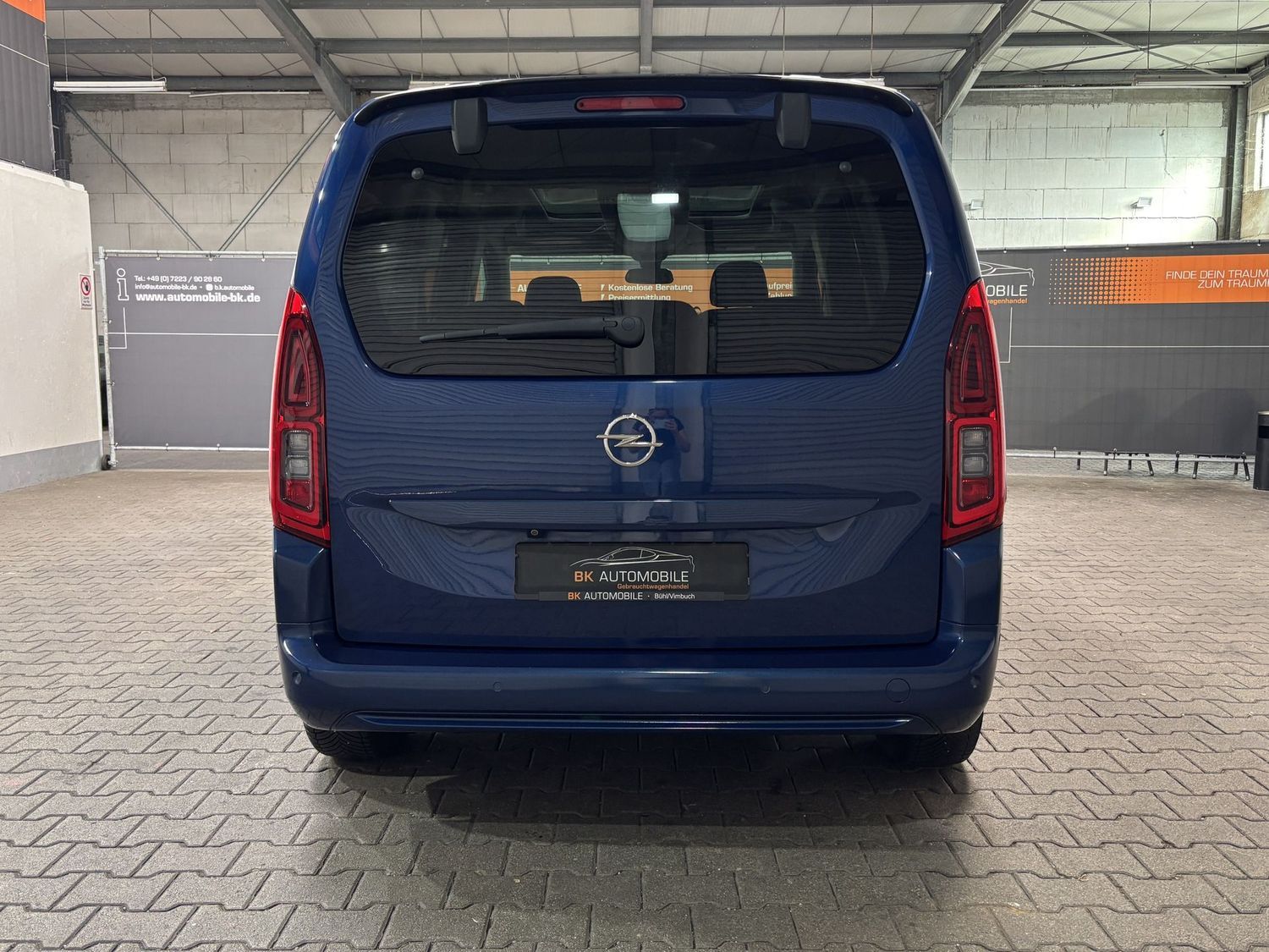 Fahrzeugabbildung Opel Combo Innovation Kamera#Pano#HeadUp