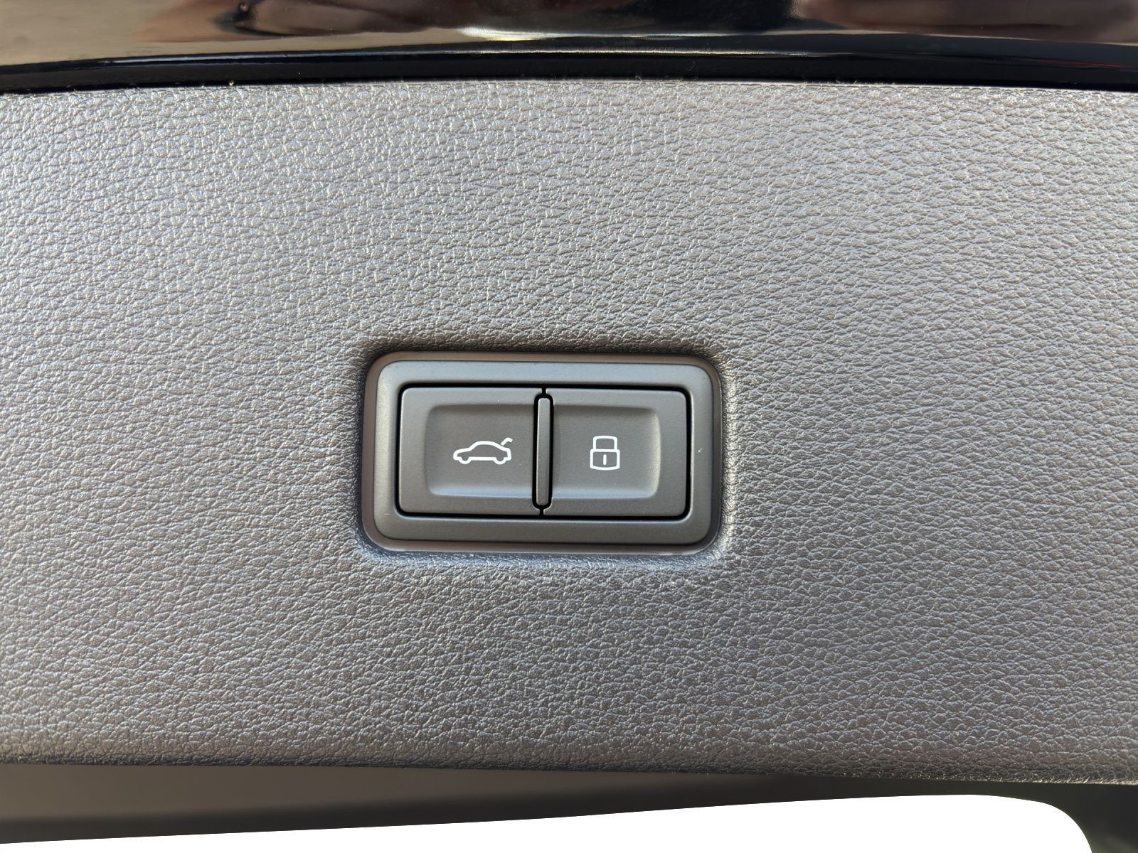 Audi RSQ8 - Bild 12