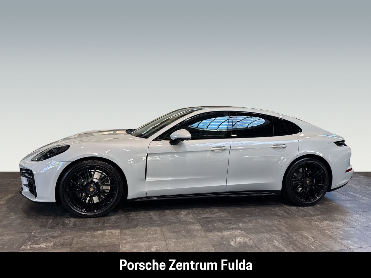 Porsche Panamera GTS InnoDrive HA-Lenkung Standheizung imagem 2