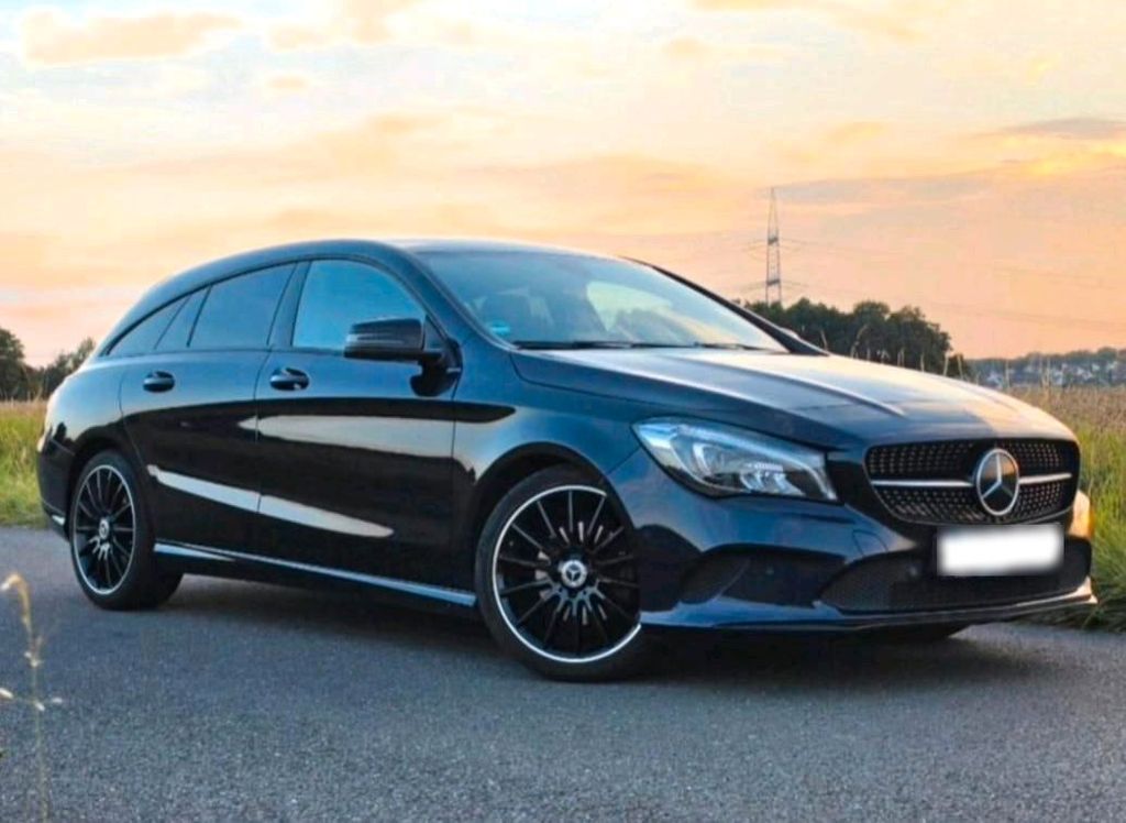 Image of Mercedes-Benz CLA 220