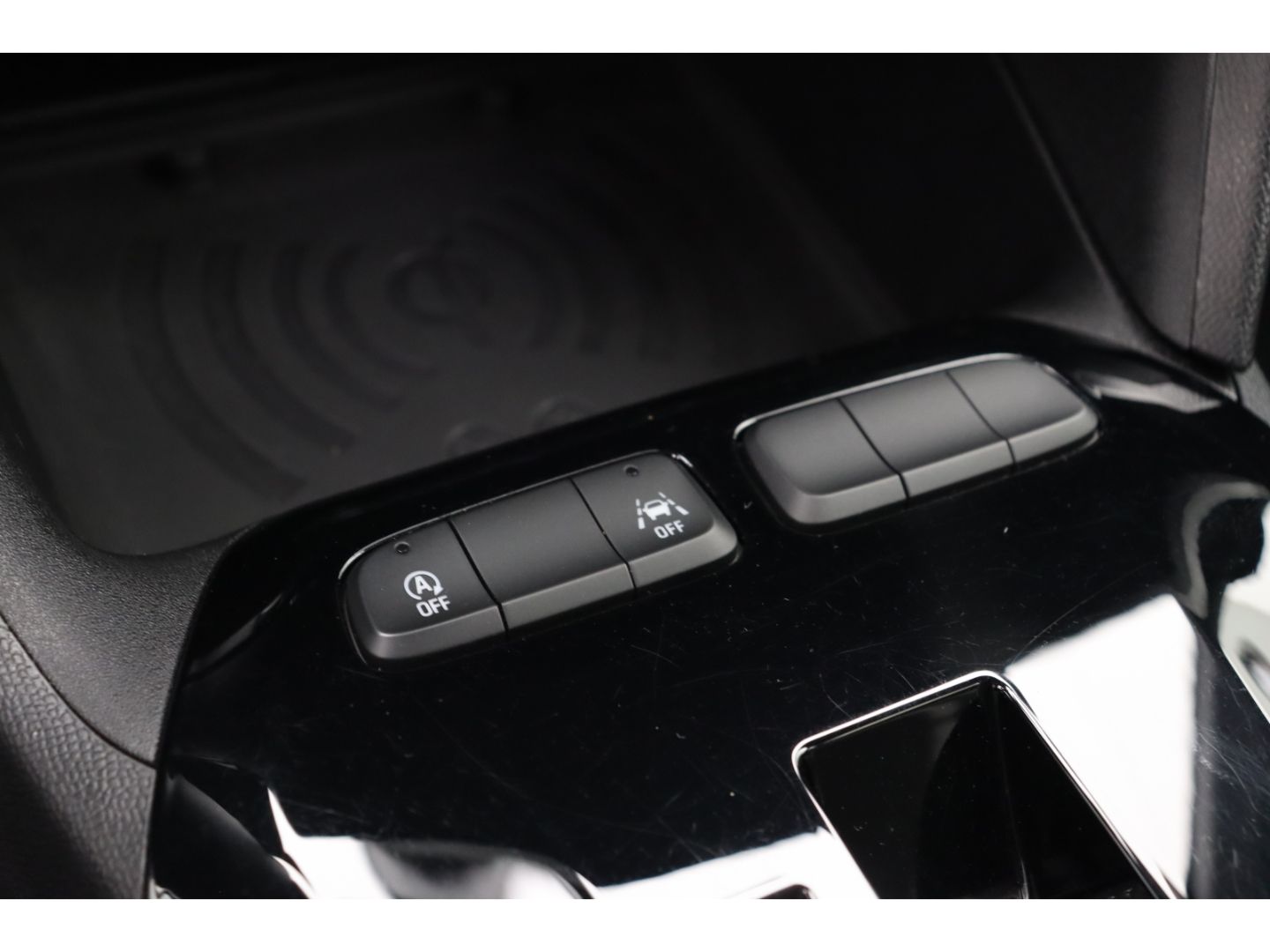 Fahrzeugabbildung Opel Corsa F GS Kamera SHZ Klimaauto Totwinkelass