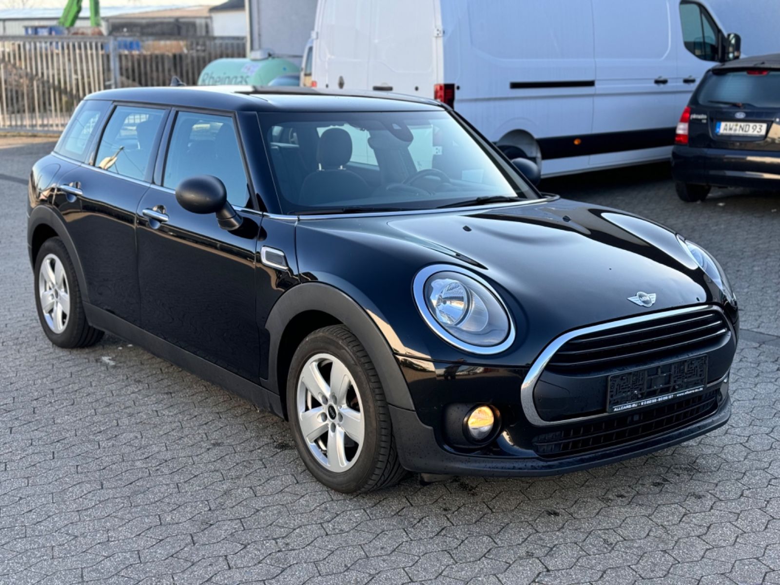 MINI ONE