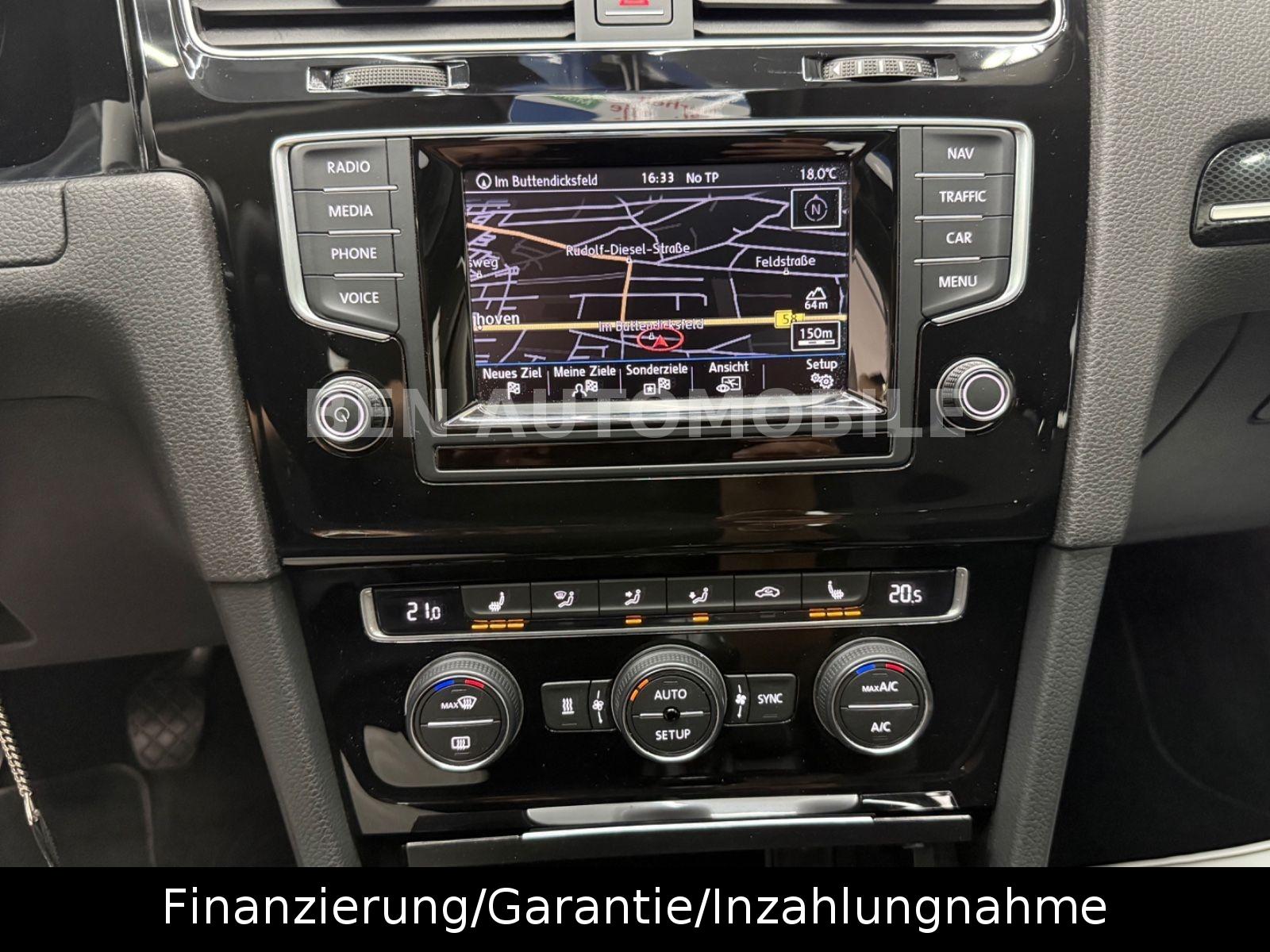 Volkswagen Golf VII Lim. 2.0 TDI Highline BMT PANO*NAVI*PDC