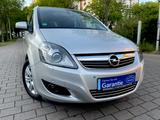 Opel Zafira B-7-Sitzer-1.Hand-PDC-Bi-Xenon-Zahnriemen - Opel Zafira aus 2011