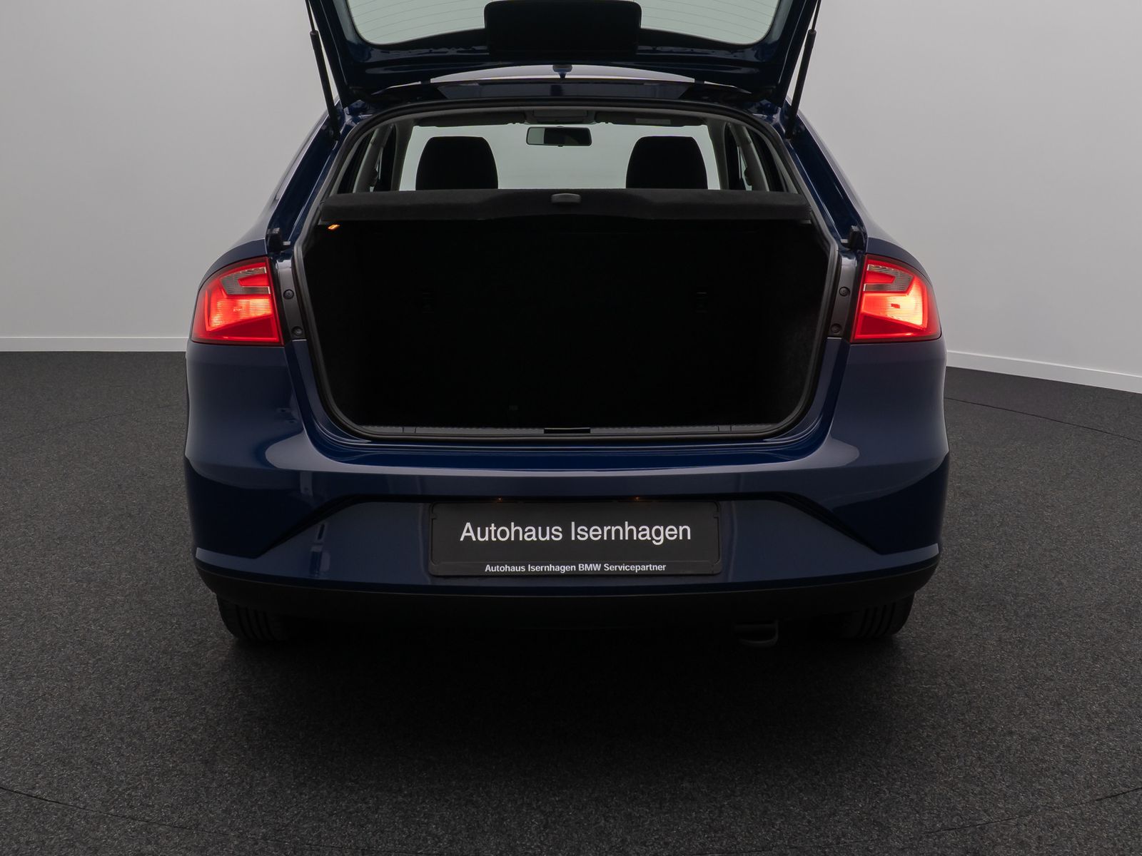 Fahrzeugabbildung SEAT Toledo 1.2 TSI 66kW BremsAss ABS Winterpaket LM