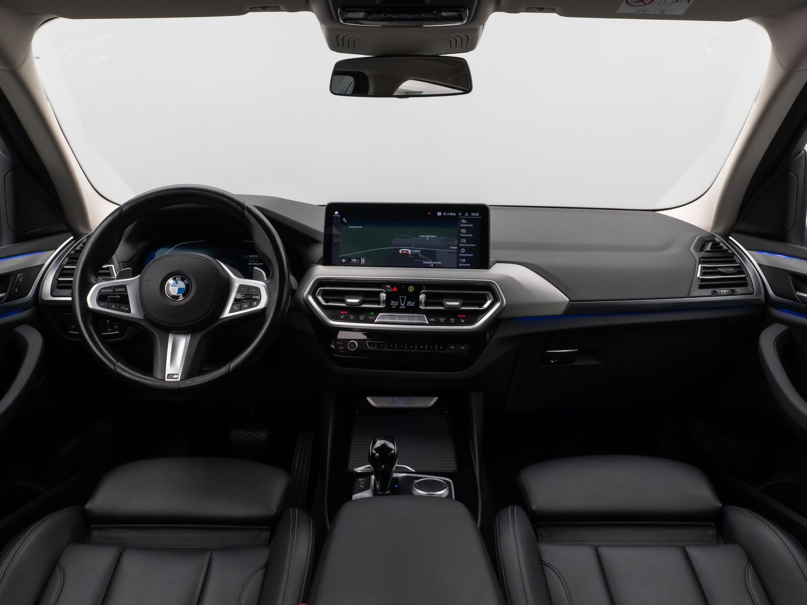Fahrzeugabbildung BMW X3 xD30d 360°Laser HUD HiFi AHK Komfort Sport