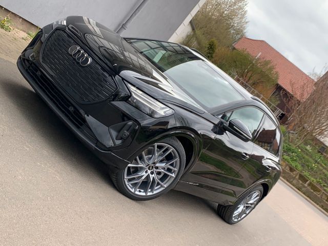Audi Q4 40 e-tron 3x  S-Line  21″ PANO SONOS AHKvorbe