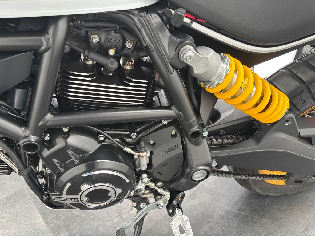 Fahrzeugabbildung Ducati SCRAMBLER DESERT SLED *TERMIGNONI *NEUWERTIG