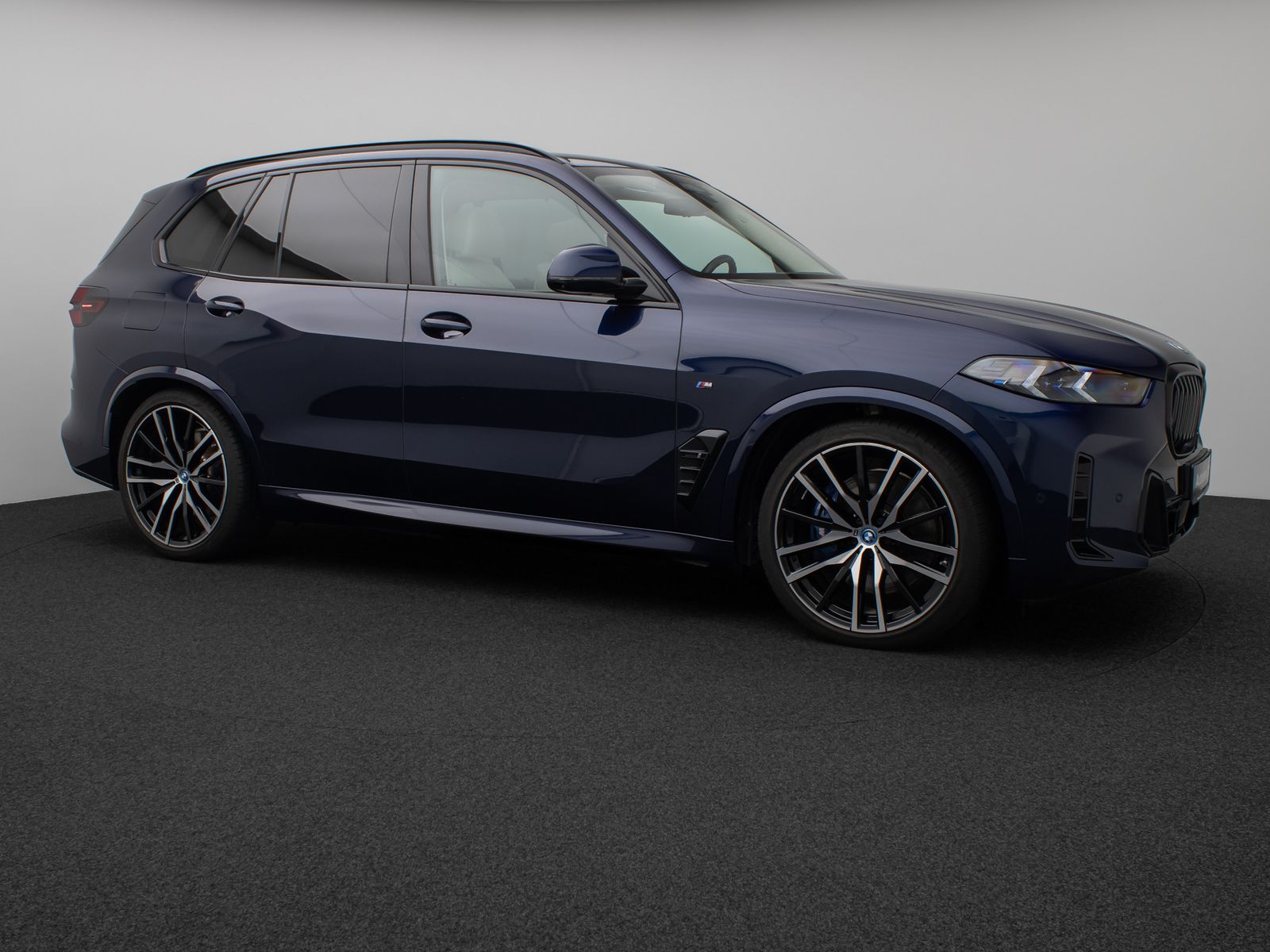 Fahrzeugabbildung BMW X5 xD50e M Sport 360°H/K Panorama Individual 22"