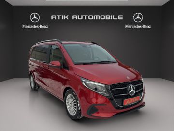 Mercedes V 220 - 2