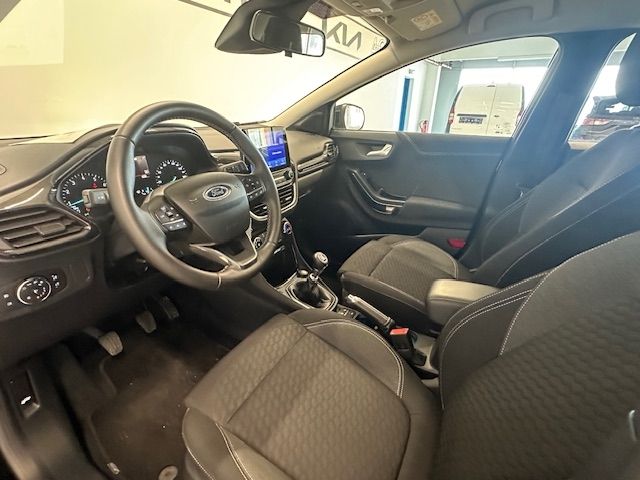 Fahrzeugabbildung Ford Puma Titanium VerkehrszeichenERK Kamera Tempomat