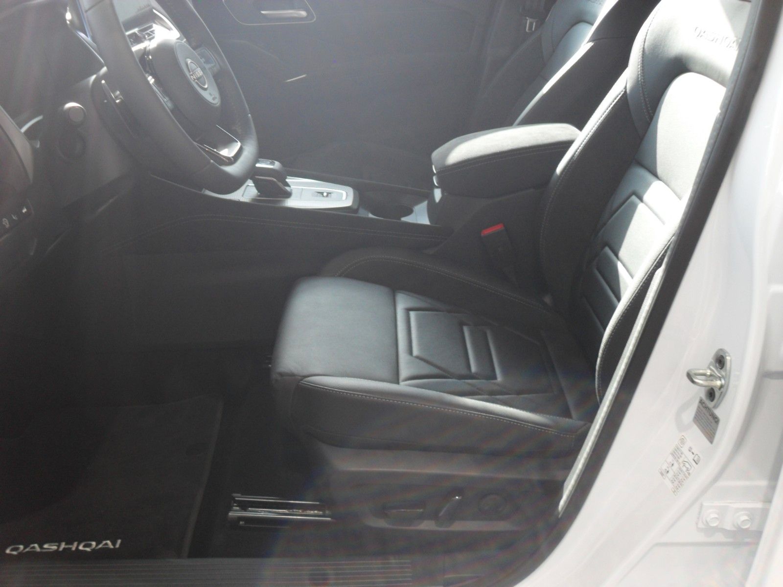 Fahrzeugabbildung Nissan Qashqai N-Design | HeadUp | Panora. | 360°